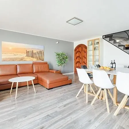 Ferienhaus Holiday Home Ustronie Morskie Near Beach, Cleaning Included *