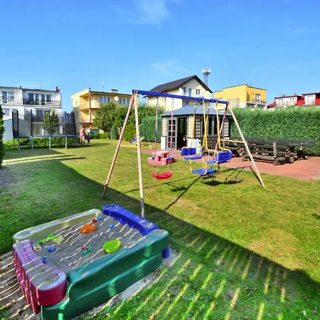 Holiday Home Ustronie Morskie Near Beach, Cleaning Included Ferienhaus Ustronie Morskie